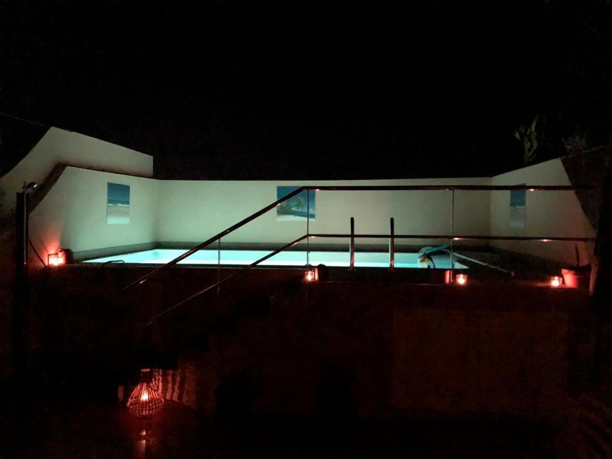 Atico Con Piscina Privada A 100M Del Mar Apartment Vera Bagian luar foto