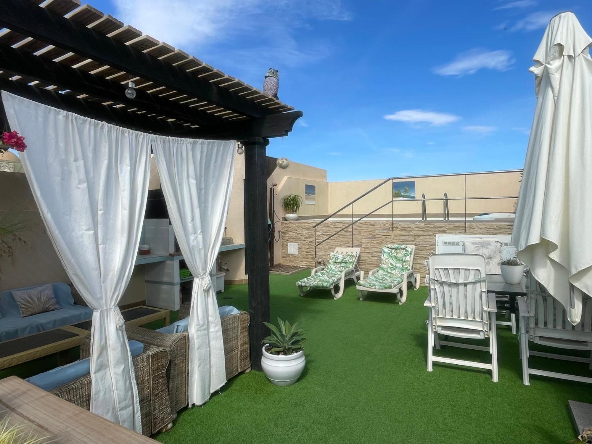 Atico Con Piscina Privada A 100M Del Mar Apartment Vera Bagian luar foto